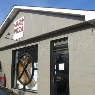 Modern Mary's Pizza