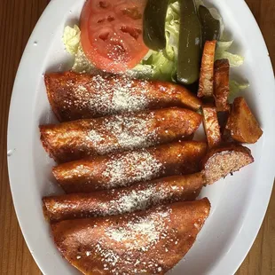 Enchiladas Estilo Michoacan con cojata