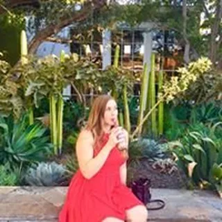 Sara G.