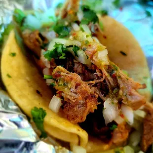 Carnitas with green sauce
