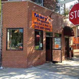 Marys Taqueria tiny and tucked away from the tourists!