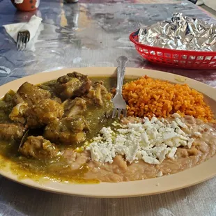Costillas en Salsa Verde , Con Nopales