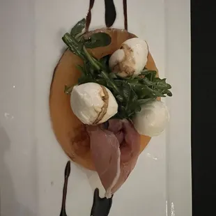 Peach with prosciutto