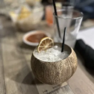 Mas Bella Restaurant & Lounge