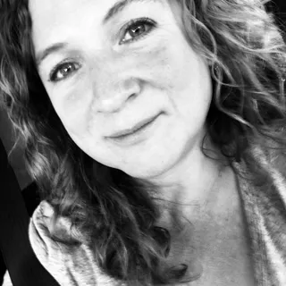Kelly K.