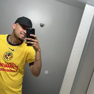Luis O.