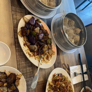 103. Eggplant in Brown Sauce