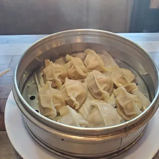 6. Steamed Shrimp & beef Dumpling