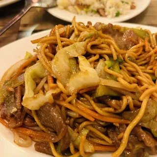 19. Beef Chow Mein