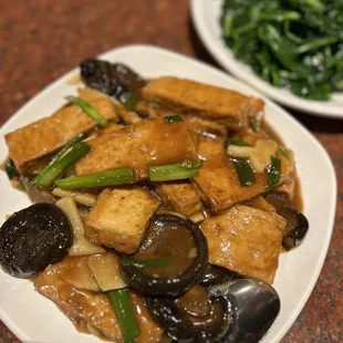12. Tofu with Brown Sauce