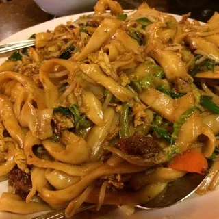 Beef Dough Sliced Chow Mein