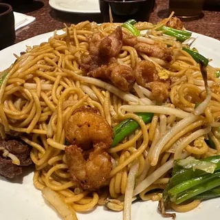 Three Flavors Chow Mein