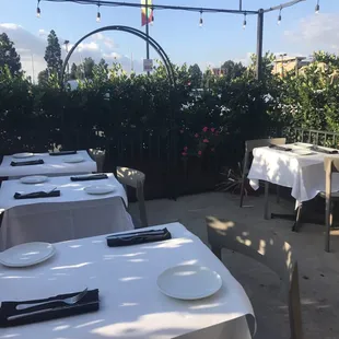 Patio seating, dining al fresco