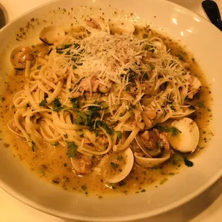 CLAM LINGUINE