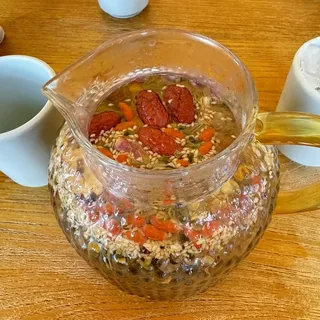 Chinese Royal Tea (Bottle) ()