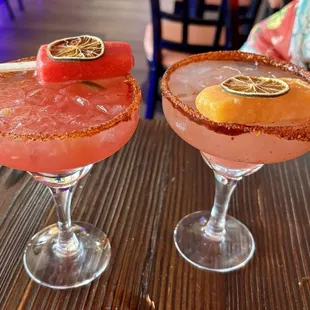 Strawberry Jalapeño margarita &amp; Mango margarita (5/5)
