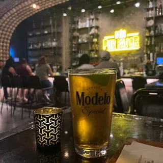 MODELO