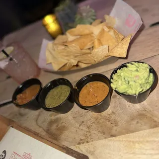 CHIPS & SALSA