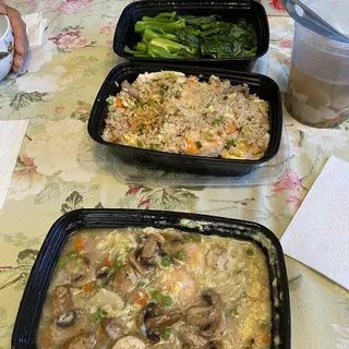 29. Prawns with Lobster Sauce