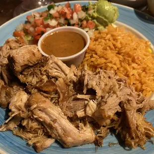 Carnitas -- generous
