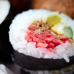 Okinawa maki (note the ginger)