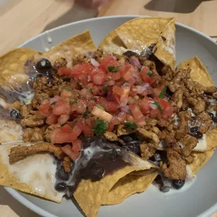 Nachos de pollo asado