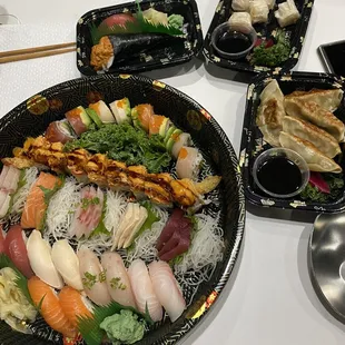 food, sushi, sushi and sashimi, sashimi