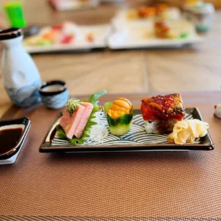 Eel Avocado Roll