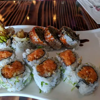 Spicy Crunchy Salmon Roll