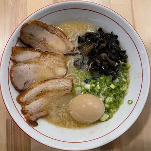 DIAMOND HEAD RAMEN