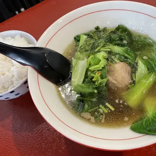 No Ka 'Oi - Oxtail Soup or Ramen