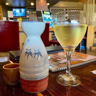 Sake and wine HH.