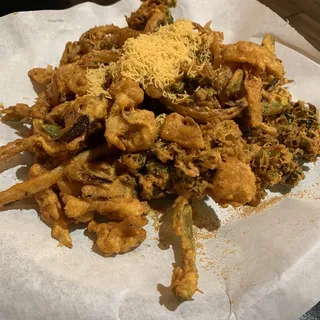 Assorted Vegetable Pakora (VEGAN)