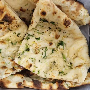 Garlic naan