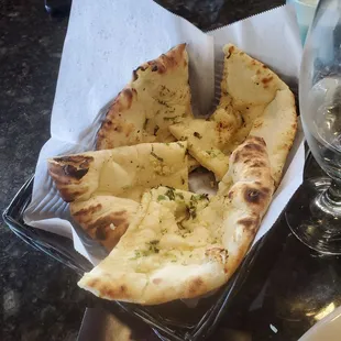 Garlic naan