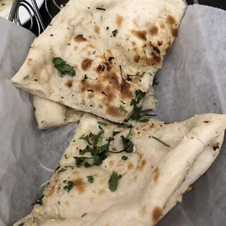 L Garlic Naan