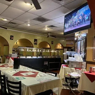 Buffett 7 Days a Week for Lunch