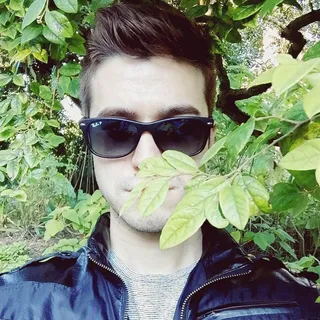 Andy B.