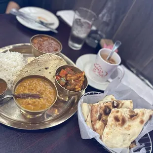 Nepal Style Thali with chicken