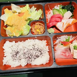 Sashimi bento