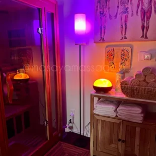 Infrared Sauna: Relax and detoxify as the infrared heat gently raises your core body temperature, promoting sweating and releasing toxins.