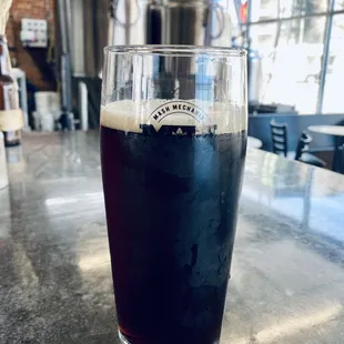 Sports Wagon Dunkel