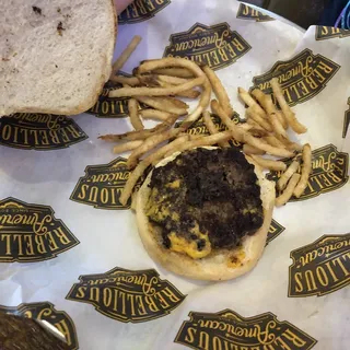 Kids Cheeseburger