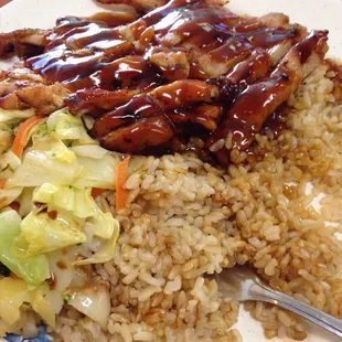 Teriyaki chicken with brown rice and vegetables!
