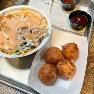 WHO Dey bowl veggie version and fried cheese balls with spicy guava sauce
