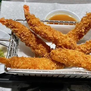 Deep fry shrimp