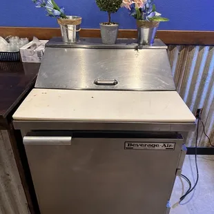 Salsa bar