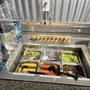 Condiment bar