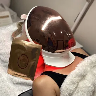 Red Light Therapy and Galvanic Massage