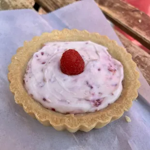 Raspberry tart